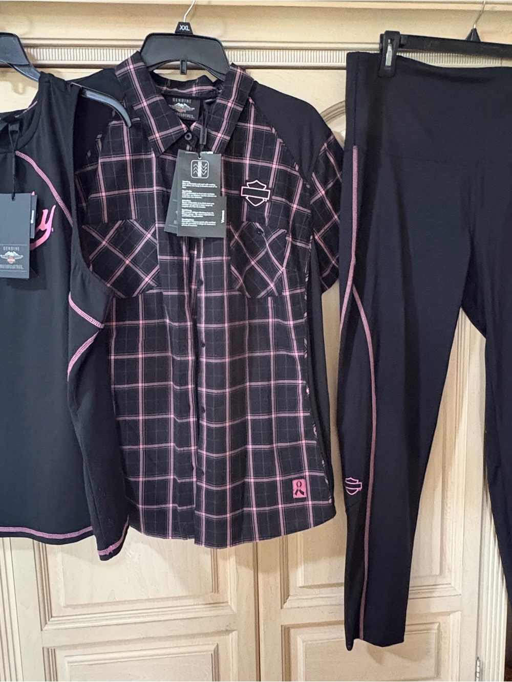 Harley-Davidson Ladies Black & Pink 3-Piece Set - shirt tank leggings